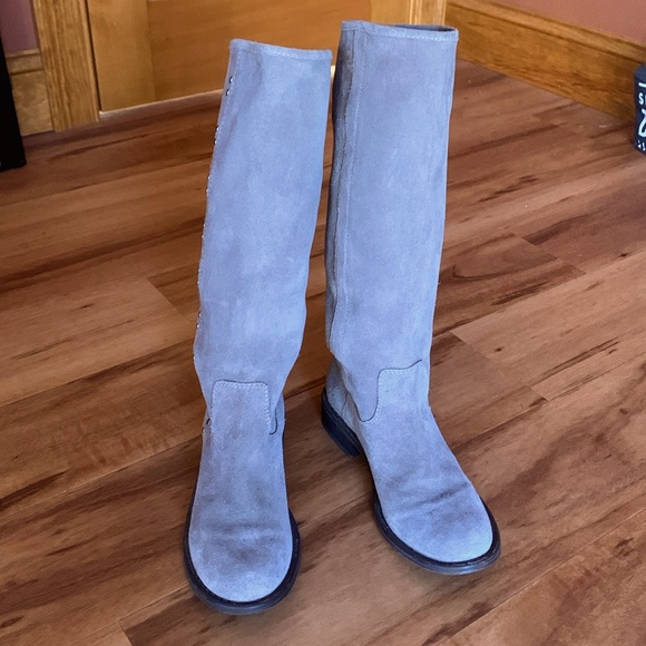 Genuine grey suede Carlos Santana tall boot, sz 6.5 - Picture 2 of 8